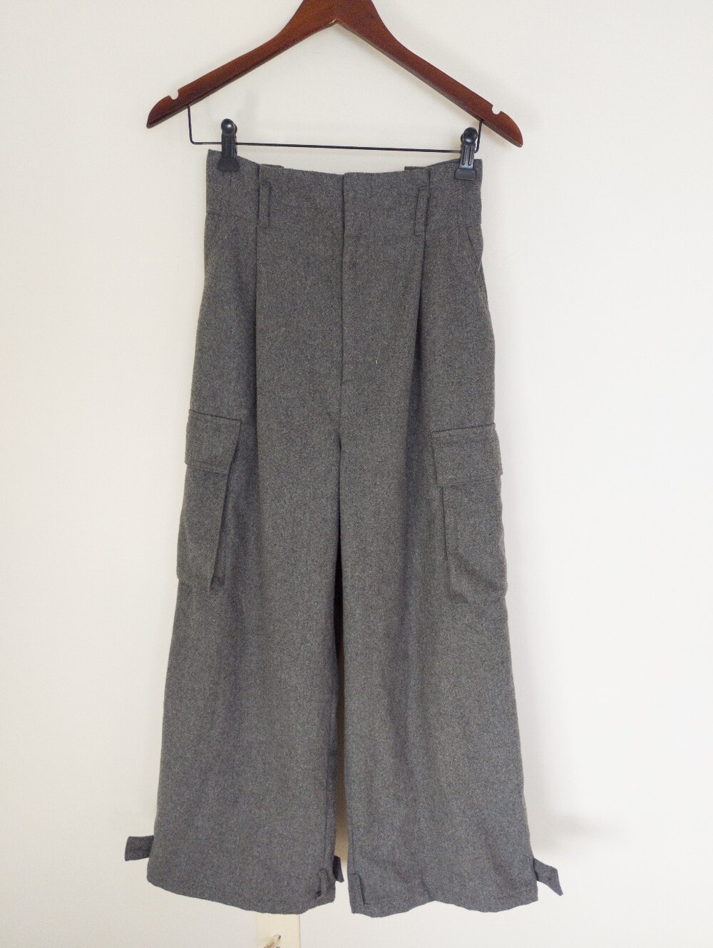 UNGRID Grey Flannel Cargo Pants Wide Leg Adjustable Hem Size M Japanese Brand